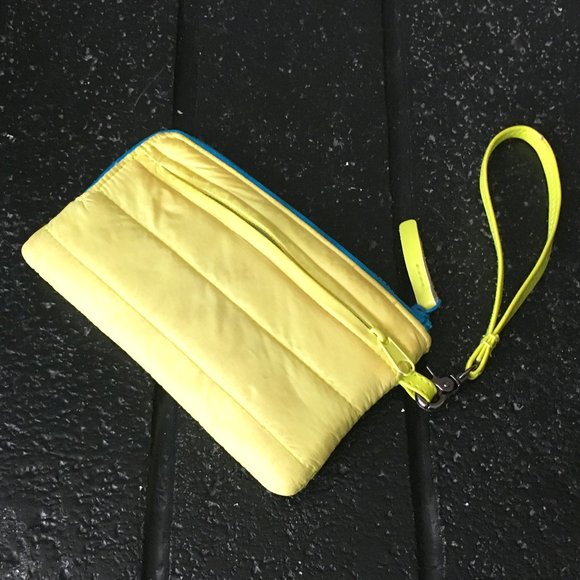 Golla Acid Yellow and Blue Corduoroy Smart Phone Pouch - Picture 2 of 13